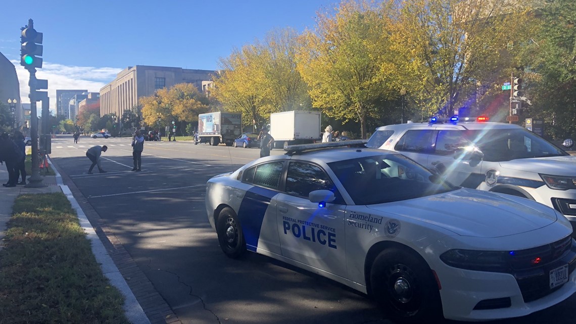 bomb threat at U.S. Department of Health; road closures - Vimarsana News