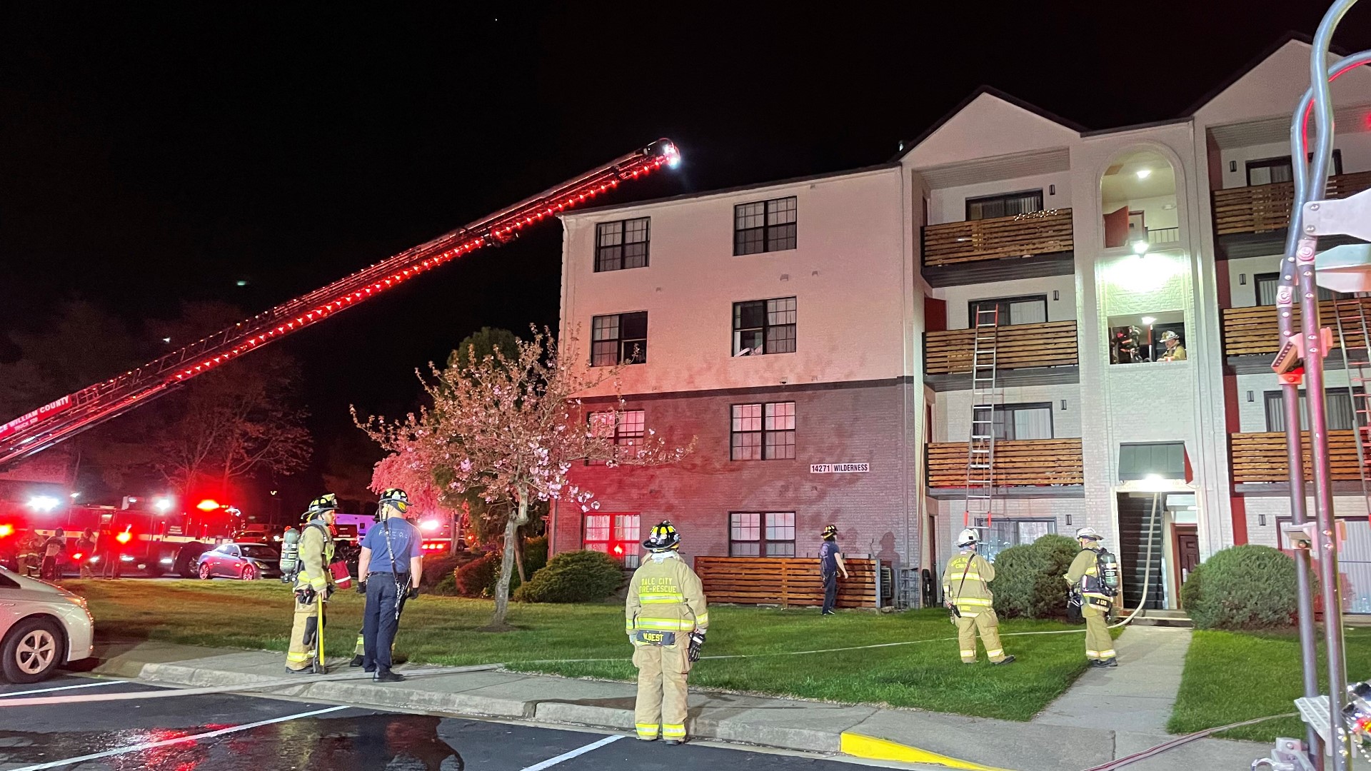 3 people displaced after apartment fire in Prince William County ...