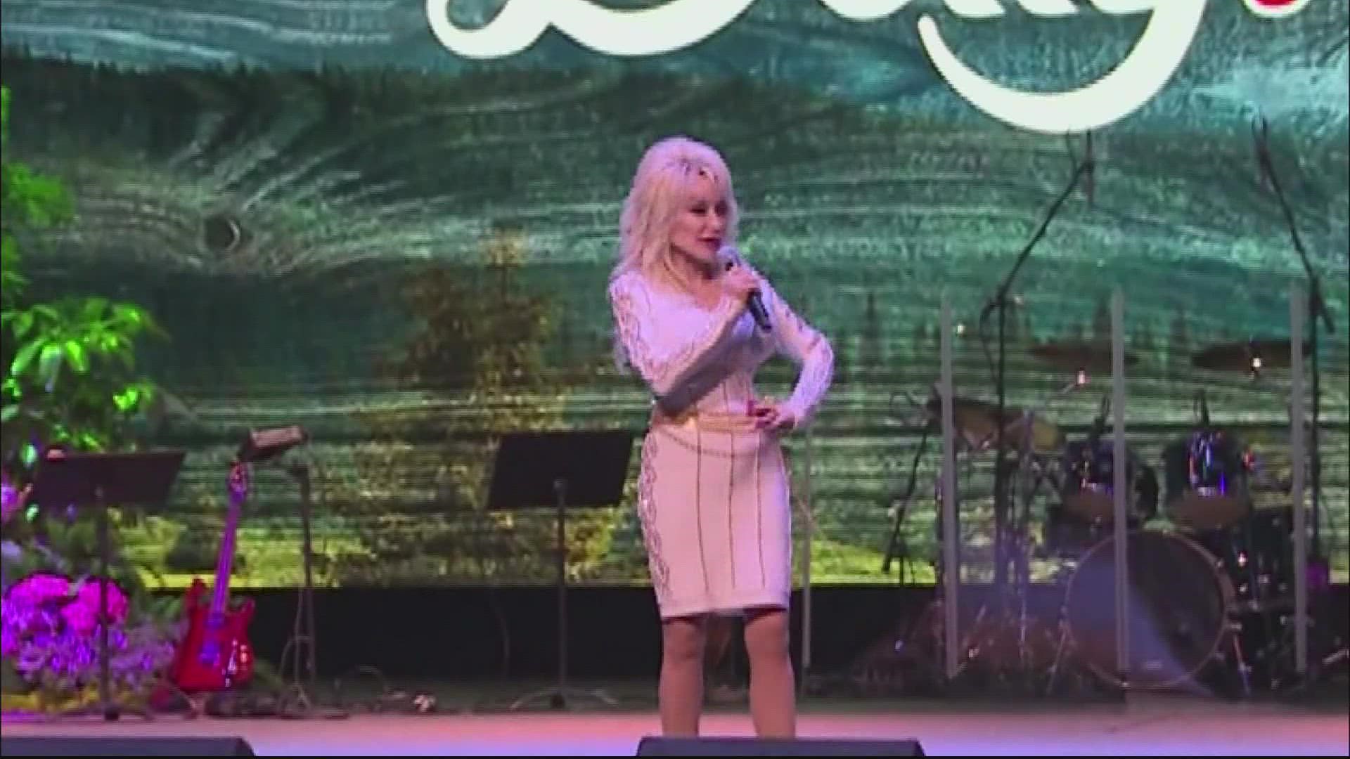 Dolly Parton receives $100 million award from Jeff Bezos