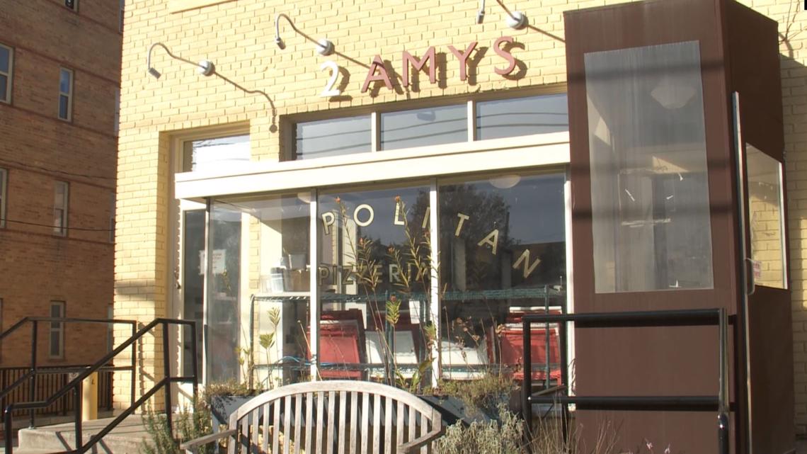 DC tipped workers get pay raise through Initiative 82 - Vimarsana News