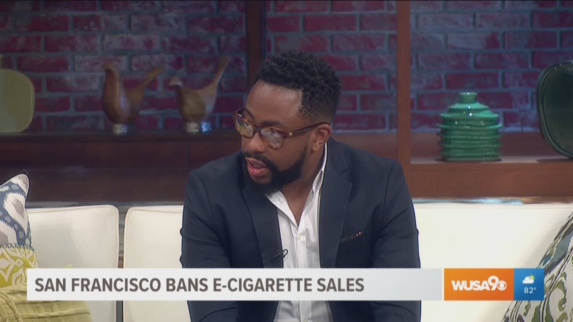 Raheem Devaughn joins Markette and Kristen on the couch to talk about the legalization of marijuana in Illinois and the e-cigarette ban in San Fransisco.