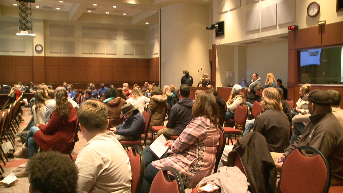 Parents Face Off At Loudoun County School Board Meeting | Wusa9.com