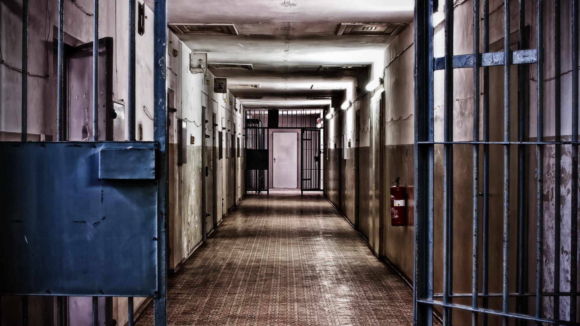 Coverage image for: Prisoner stabbed to death in Hagerstown