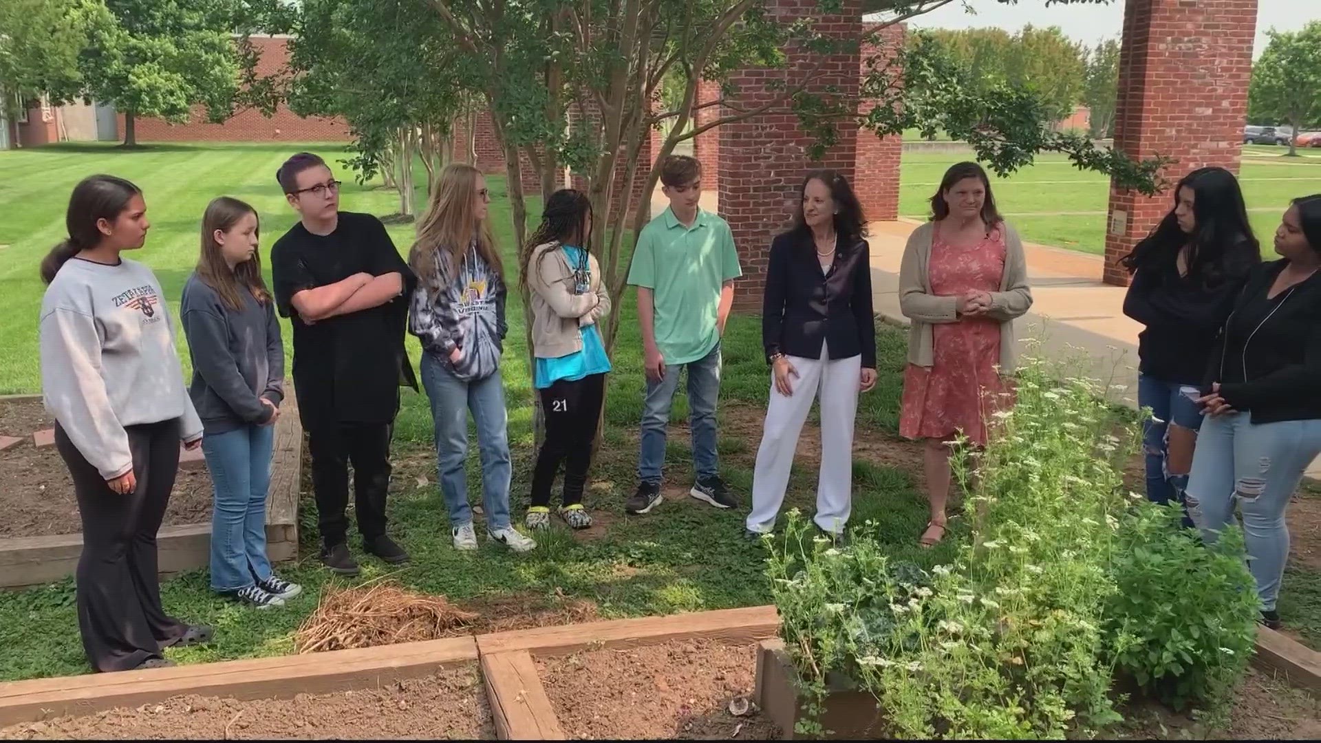 Manassas Park Middle school is one of our ECO Challenge winners. Now they're working with experts from the Smithsonian Science Education Center to plan their project