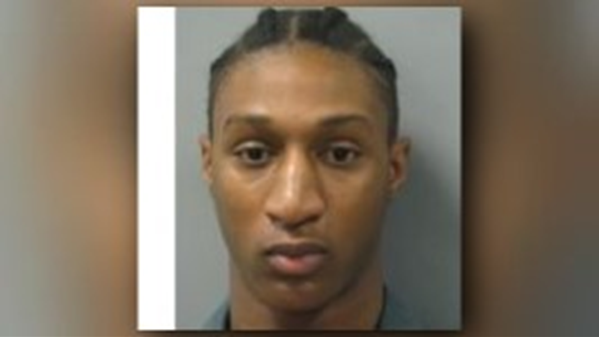 19-year-old arrested for fatal stabbing 2 people at Wheaton mall in ...