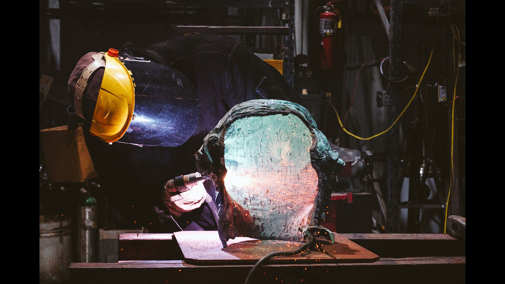 Robert E. Lee statue melted down in Charlottesville, Virginia