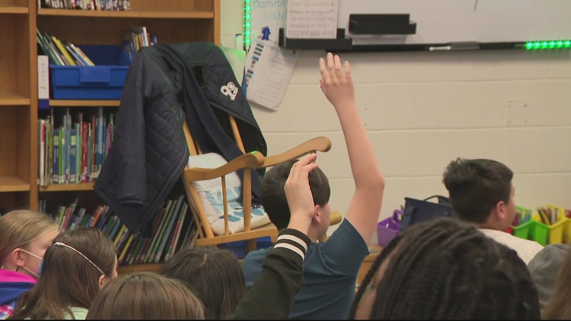 WUSA9 visits Pine Crest Elementary School
