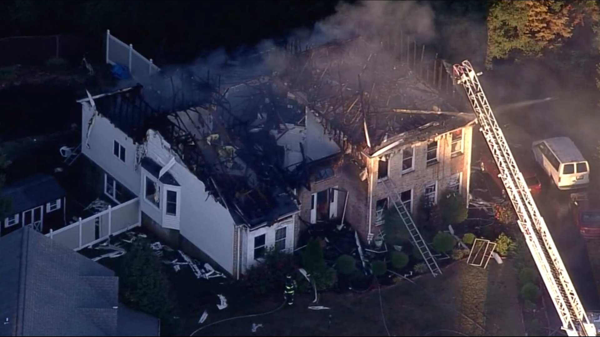 Reports indicate four to five firefighters were injured in fire in the 10000 Block of Chamberlain Court in Waldorf.