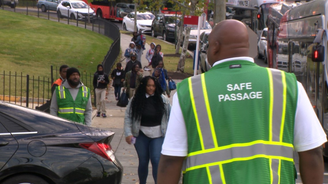 DC's Safe Passage Team Works To Keep Kids Safe At School | Wusa9.com