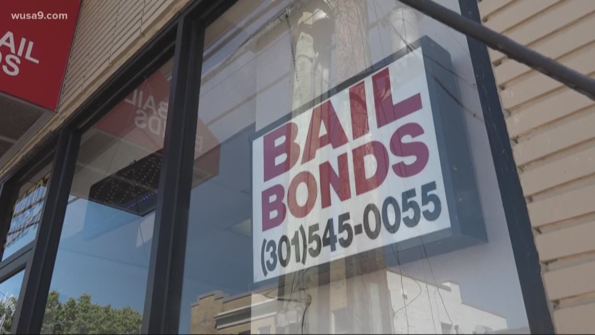 'They're the porch bandits.They're the people breaking into cars and stealing your tires,' warned DC/Maryland Bail Bondsmen Association President Sol Hamilton III.