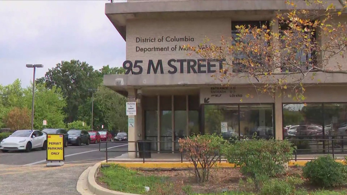 DC DMV service centers open but systems shut down | wusa9.com