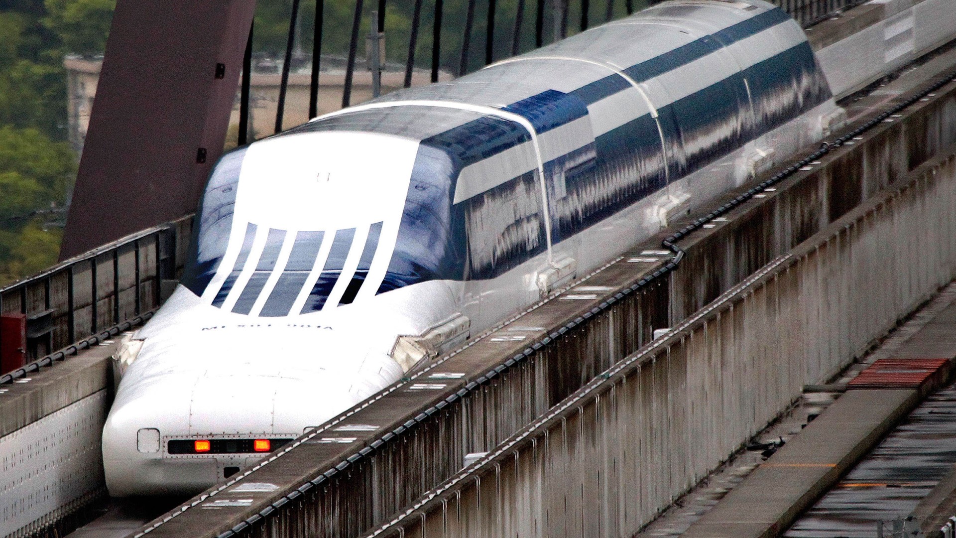 A proposed 311 mph train linking DC & Baltimore could disrupt equipment at the National Security Agency & NASA, documents say. Train developers dispute the concerns.