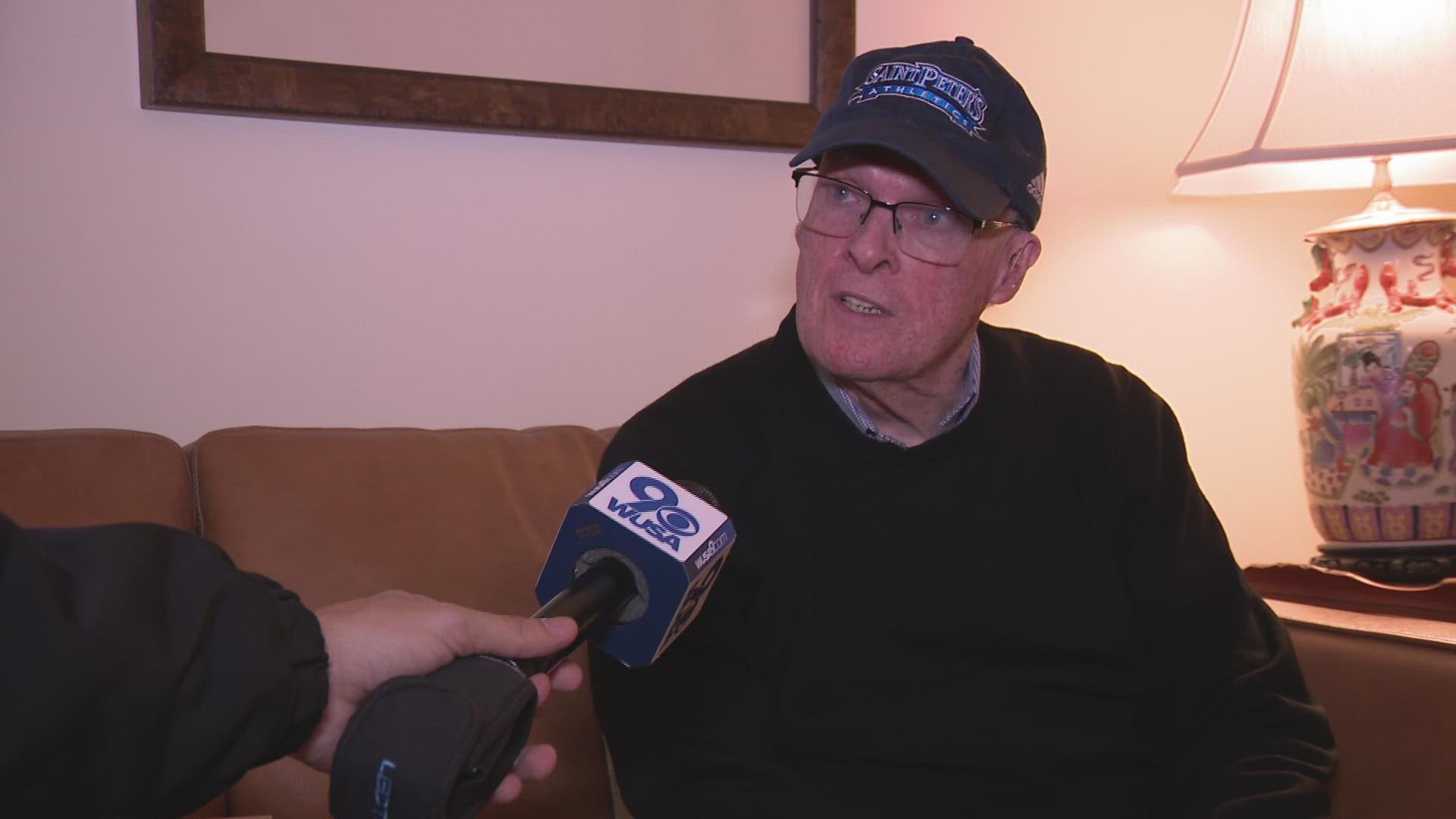 An Alexandria resident and the former captain of Saint Peter's 1960 team has a message for March Madness fans.