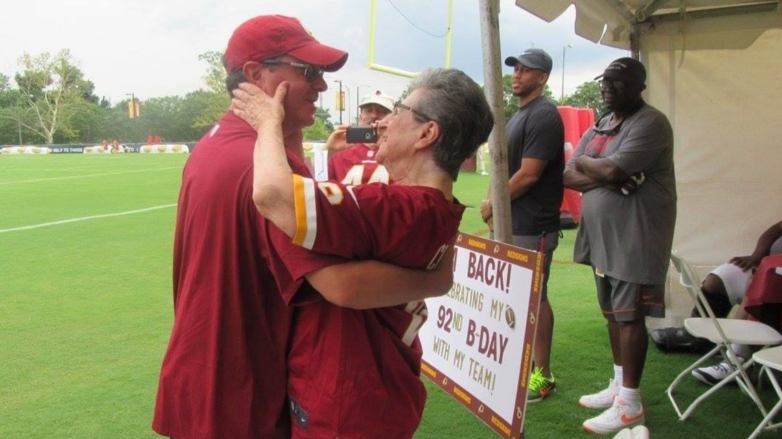 Redskins lawn clearance chair