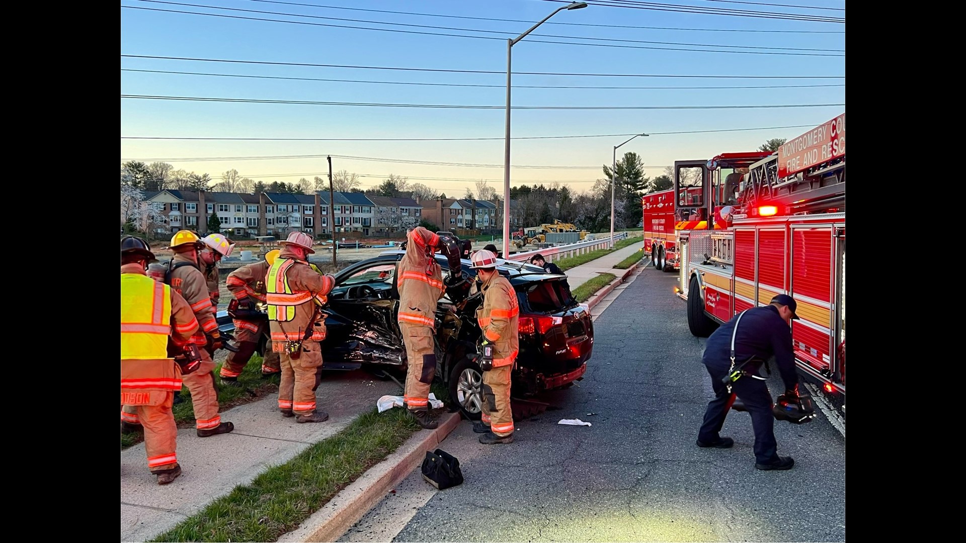 Montgomery County crash sends 4 to the hospital | wusa9.com