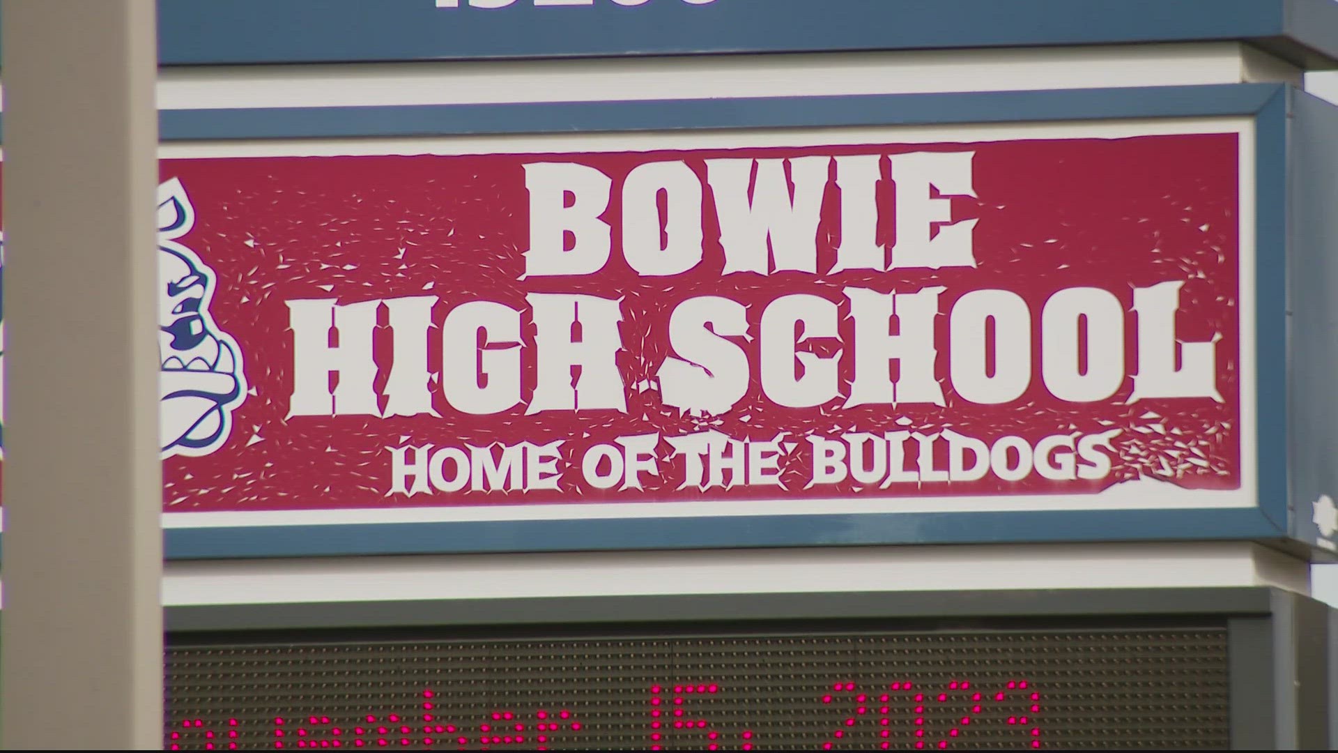 An unidentified adminstrator at Bowie High School is being credited with catching a group of boys trying to slip through a back door to avoid metal detectors.