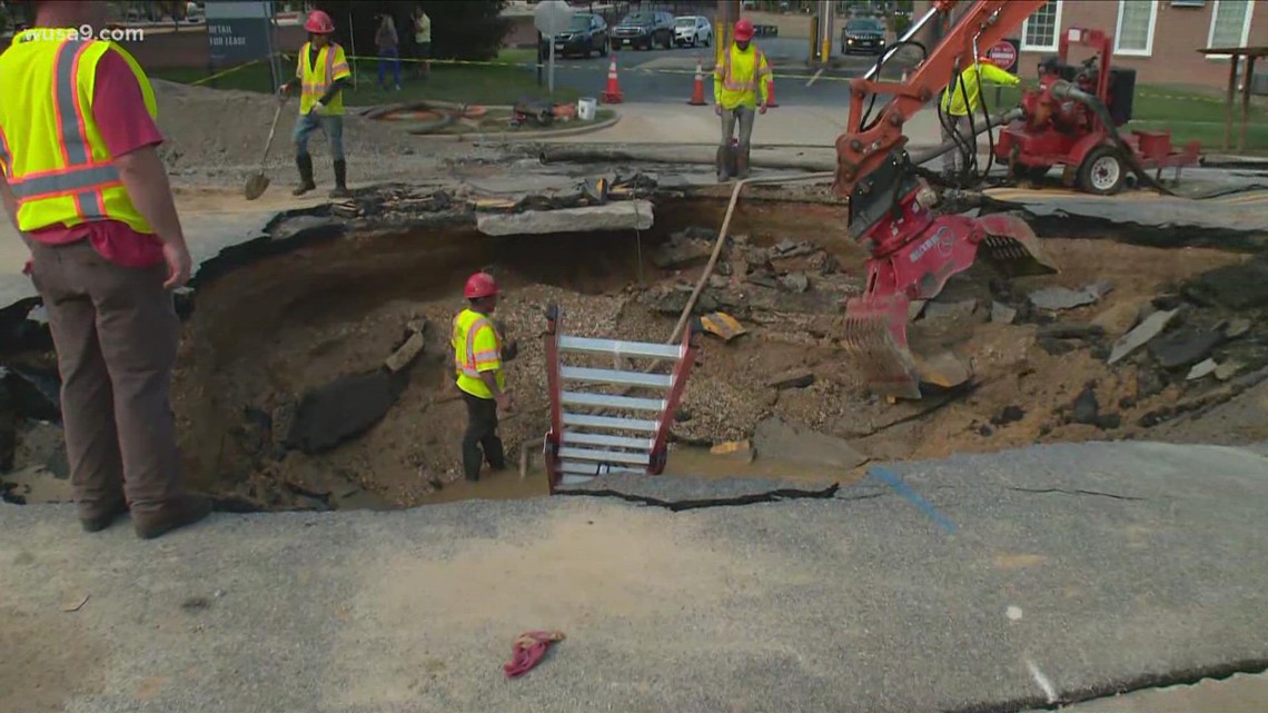 Clinton, Maryland sinkhole closes roads, swallows car | wusa9.com