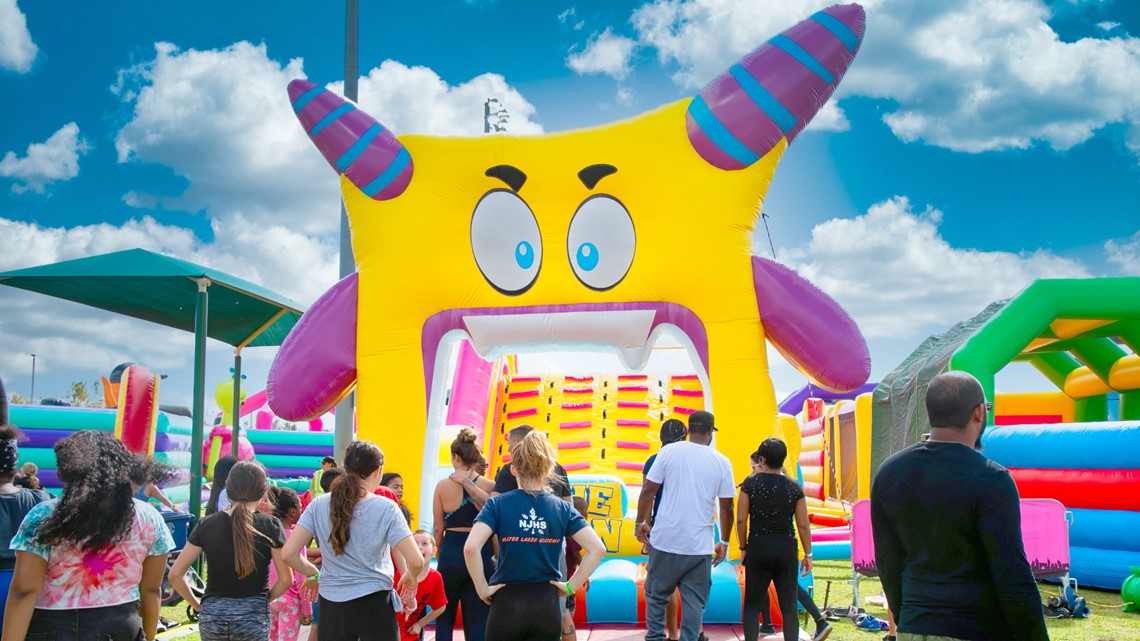 Winner Chosen for 4 Free Tickets to 'World's Largest Bounce House