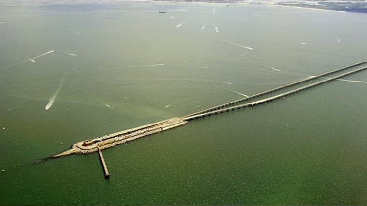 Tractor Trailer Truck Goes Into Water In Accident On Chesapeake Bay Bridge Tunnel Wusa9 Com