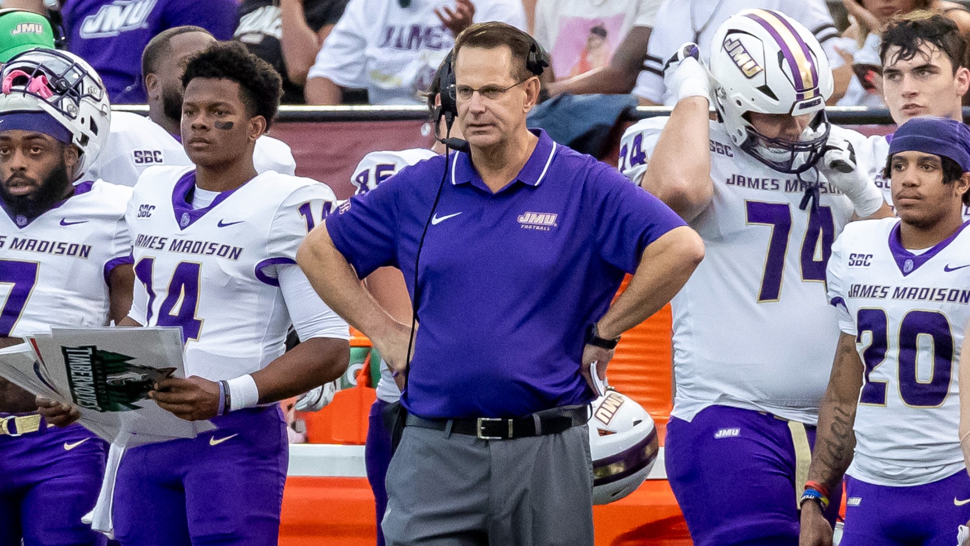 Cignetti was the 2017 CAA coach of the year and finished in the top six in balloting for the Eddie Robinson Award, which is presented to the nation's top FCS coach.