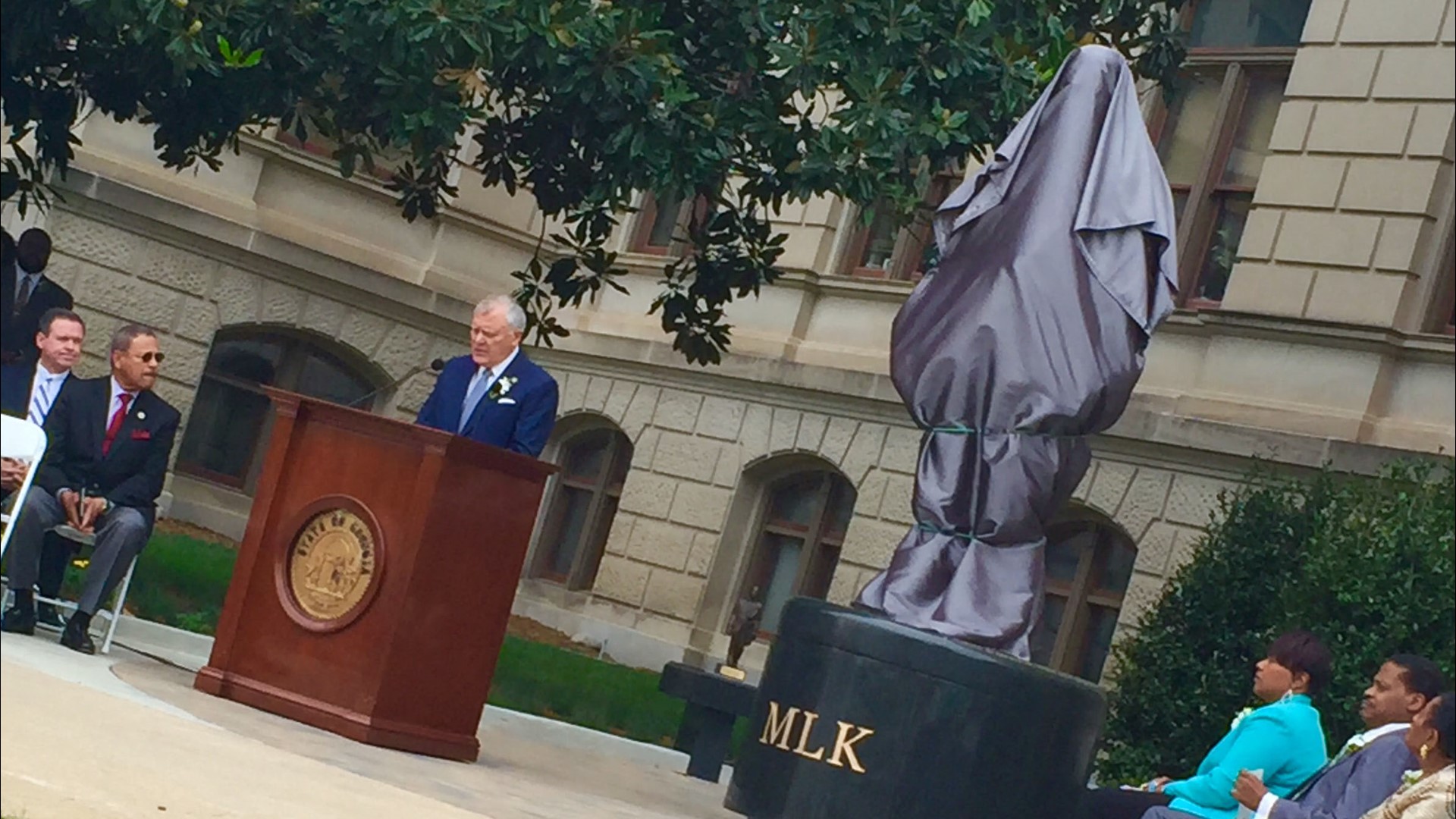 Photos | MLK Jr. statue unveiled at Georgia's State Capitol | wusa9.com