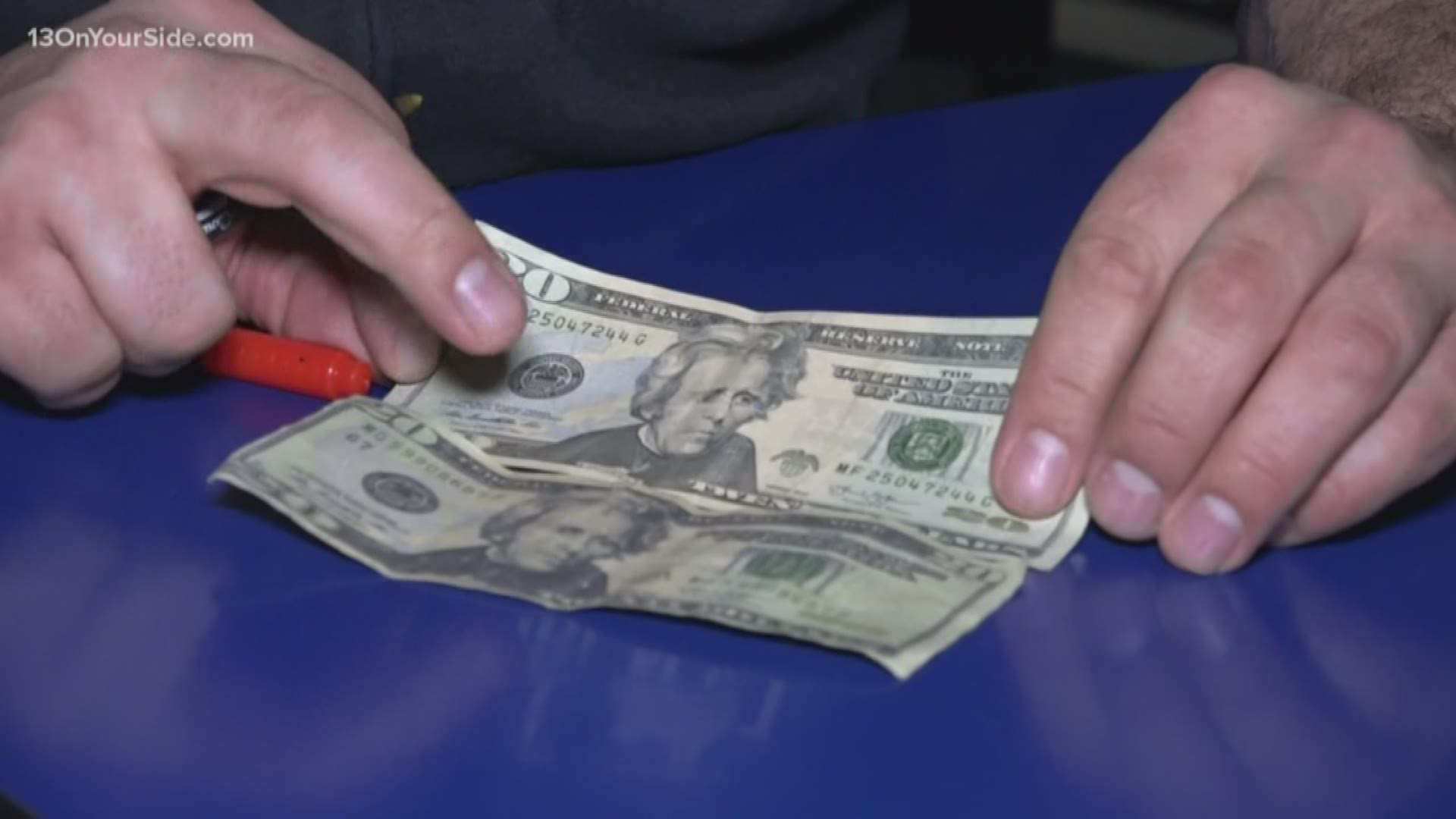 Bar patrons pay for food and drinks with counterfeit $50 bills | wusa9.com